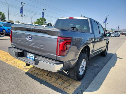 Carbonized Gray Metallic 2026 Ford F-150 Lariat