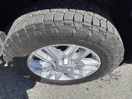 Gray 2024 GMC Sierra 1500 SLE