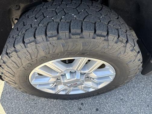 Gray 2024 GMC Sierra 1500 SLE