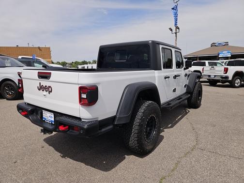 Bright White Clearcoat 2020 Jeep Gladiator RUBICON