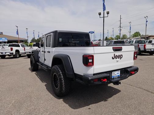 Bright White Clearcoat 2020 Jeep Gladiator RUBICON