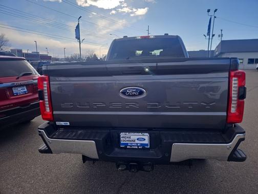 2025 Ford F-350 LARIAT SUPER DUTY