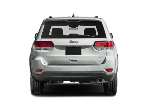 Diamond Black Crystal Pearlcoat 2022 Jeep Grand Cherokee Laredo
