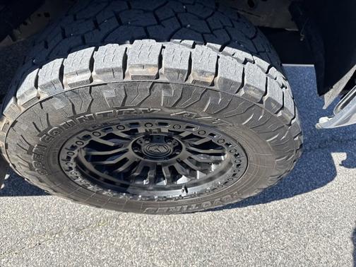 ICONIC SILVER METALLIC 2023 Ford F-150 TREMOR