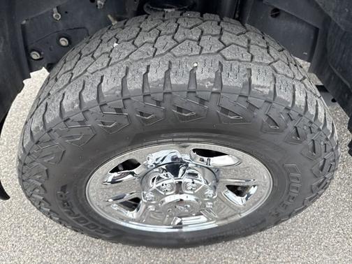 Bright White Clearcoat 2024 RAM 2500 TRADESMAN