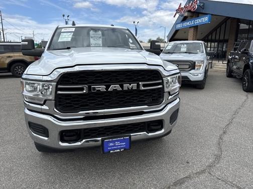 Bright White Clearcoat 2024 RAM 2500 TRADESMAN