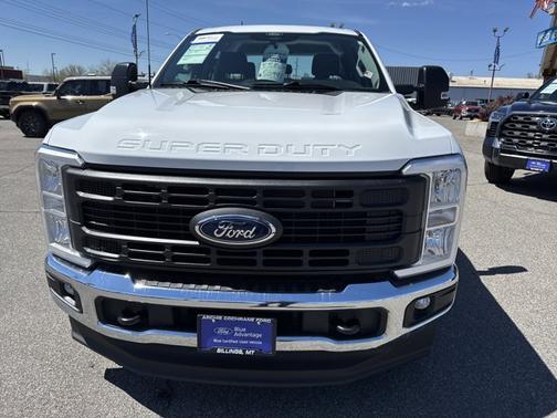 OXFORD WHITE 2024 Ford F-250 XL