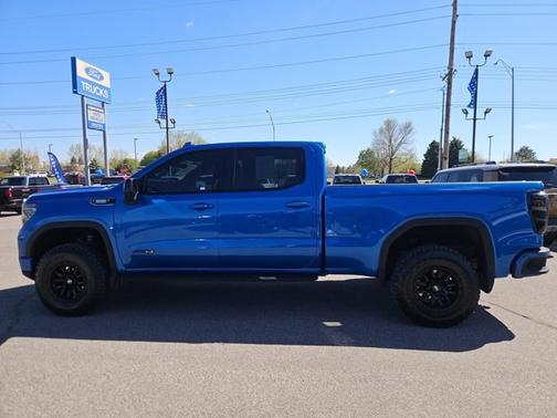 Dynamic Blue Metallic 2023 GMC Sierra 1500 AT4