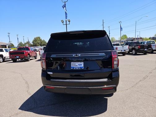 Black 2022 Chevrolet Suburban Z71