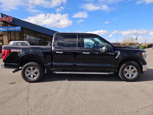 AGATE BLACK METALLIC 2021 Ford F-150 XLT