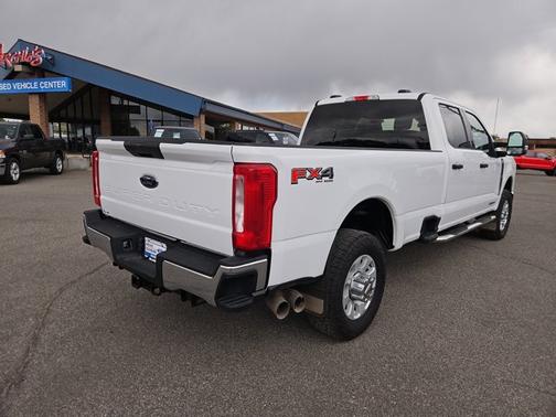 OXFORD WHITE 2023 Ford F-350 XLT