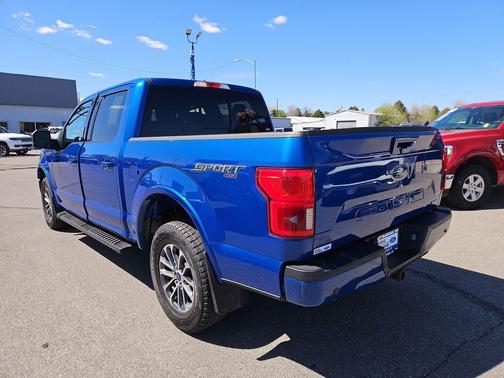 LIGHTNING BLUE 2018 Ford F-150 Lariat