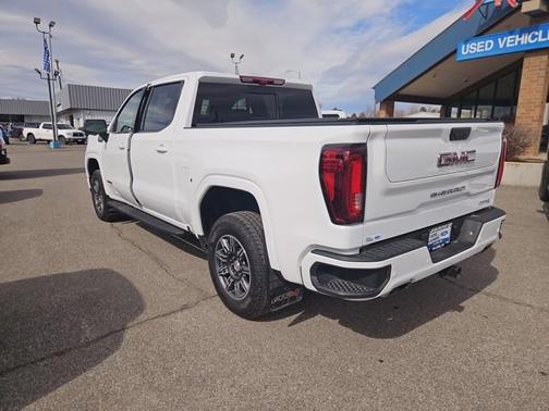 Summit White 2024 GMC Sierra 1500 AT4