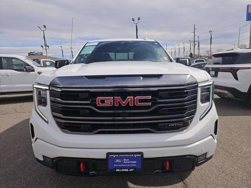 Summit White 2024 GMC Sierra 1500 AT4