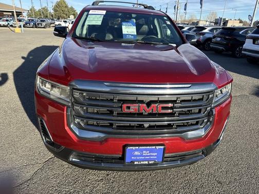 2023 GMC Acadia AT4