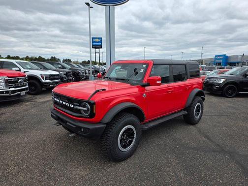 Race Red 2023 Ford Bronco Outer Banks