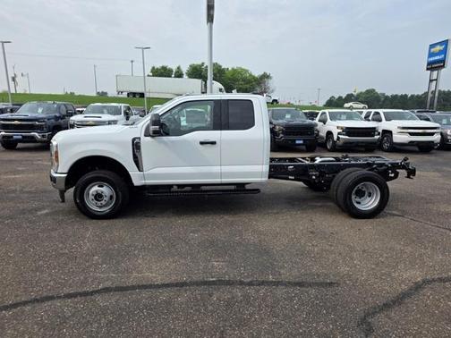 2025 Ford F-350 XLT