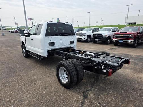 2025 Ford F-350 XLT