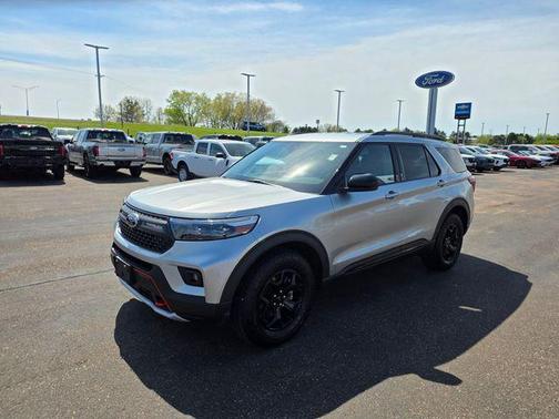 Iconic Silver Metallic 2024 Ford Explorer Timberline