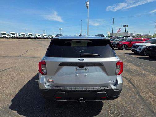 Iconic Silver Metallic 2024 Ford Explorer Timberline