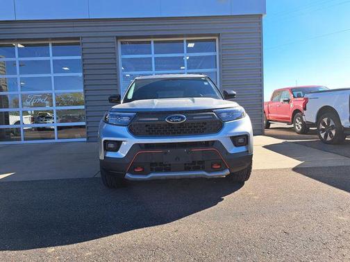 Iconic Silver Metallic 2024 Ford Explorer Timberline