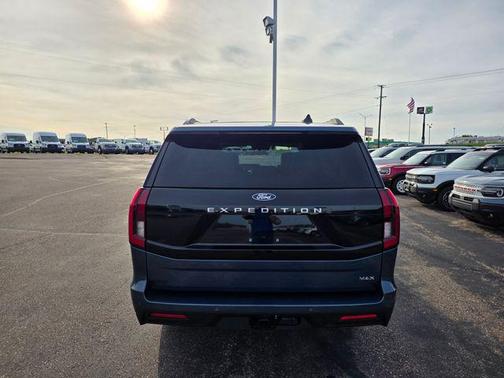 Nocturnal Blue Metallic 2027 Ford Expedition Max Active 4x4