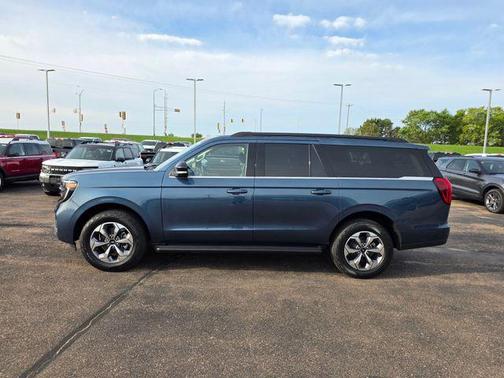 Nocturnal Blue Metallic 2027 Ford Expedition Max Active 4x4