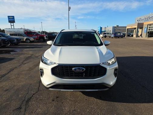 2026 Ford Escape PHEV SE