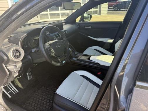 2022 Lexus IS 350 Base