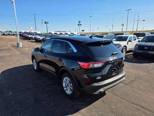 Agate Black Metallic 2020 Ford Escape SE