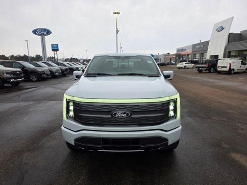 2025 Ford F-150 Lightning LARIAT