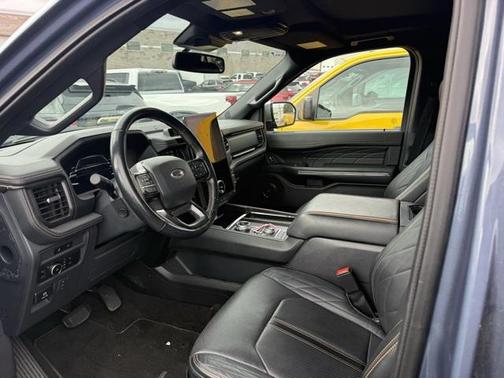 2023 Ford Expedition Max Platinum