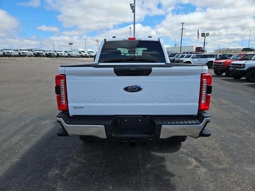 2025 Ford F-350 XLT
