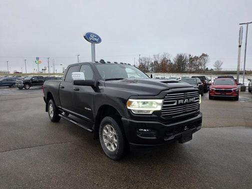 2023 RAM 2500 Laramie Crew Cab 4x4 6'4' Box