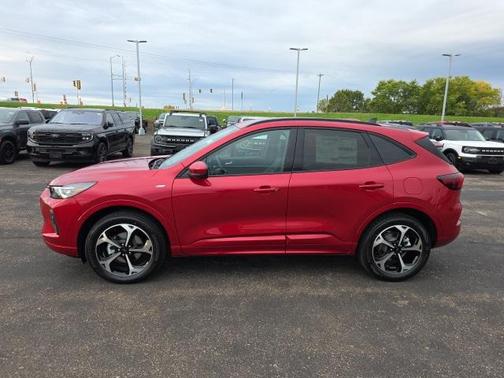 2026 Ford Escape ST-Line Elite
