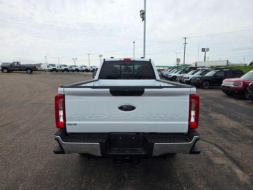 Oxford White 2026 Ford F-350 XLT
