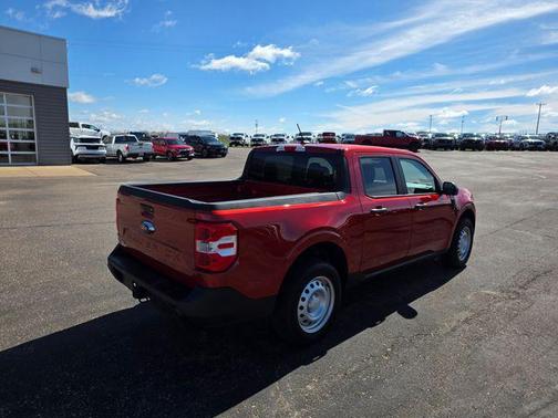 Hot Pepper Red Metallic Tinted Clearcoat 2024 Ford Maverick XL
