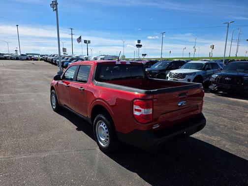 Hot Pepper Red Metallic Tinted Clearcoat 2024 Ford Maverick XL