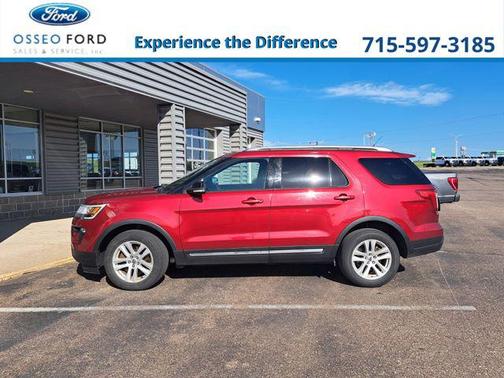 Ruby Red Metallic Tinted Clearcoat 2018 Ford Explorer XLT