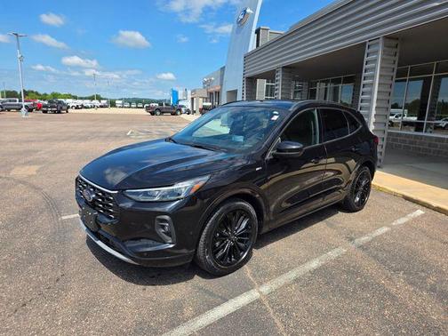 Agate Black Metallic 2024 Ford Escape ST-Line Elite