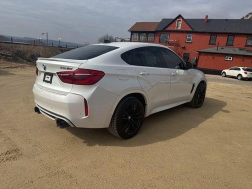 White Metallic 2015 BMW X6 M Base