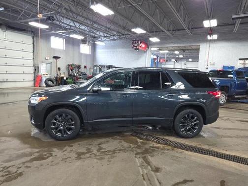 2021 Chevrolet Traverse RS