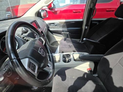 2011 Dodge Grand Caravan Crew