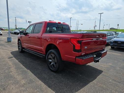 2025 Ford F-150 Lightning LARIAT