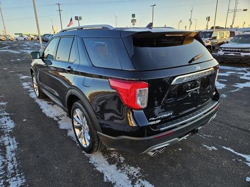 2023 Ford Explorer Platinum