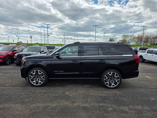 Agate Black Metallic 2026 Ford Expedition Platinum