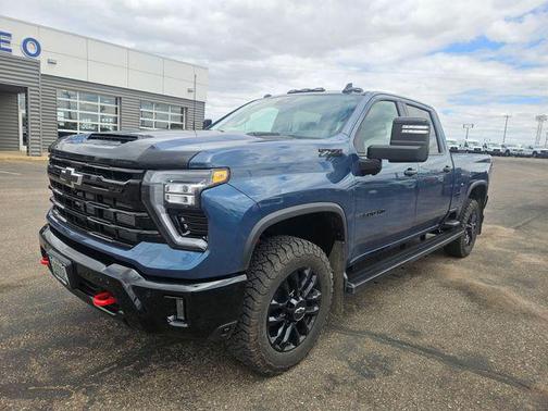 Lakeshore Blue Metallic 2026 Chevrolet Silverado 3500 LT