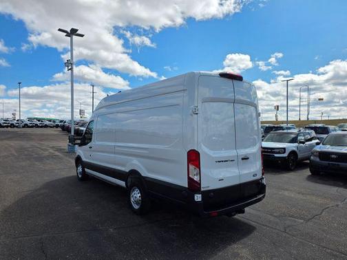 Oxford White 2026 Ford Transit-350 Base