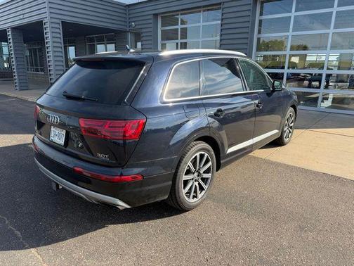 Ink Blue 2017 Audi Q7 3.0T Prestige