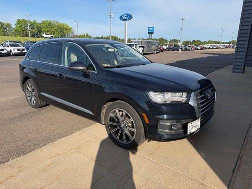 Ink Blue 2017 Audi Q7 3.0T Prestige